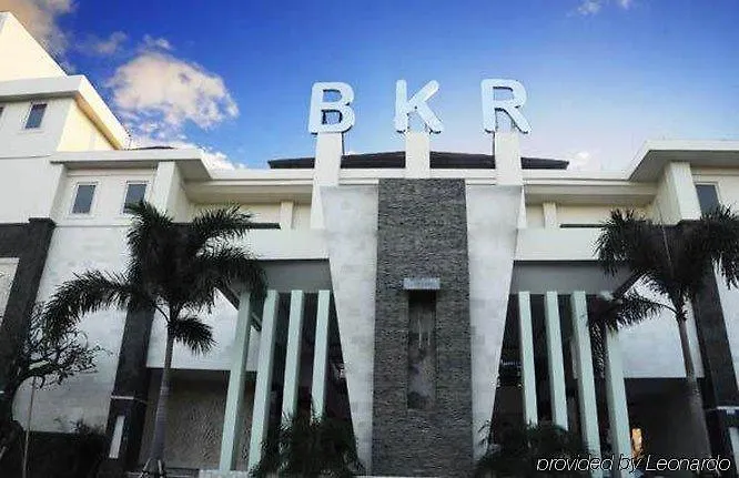 Bali Kuta Resort 4*,