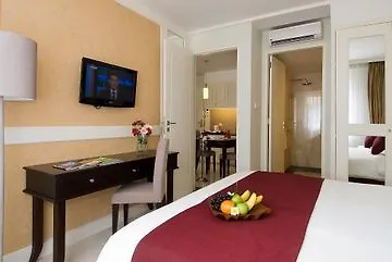 Bali Kuta Resort 4*,
